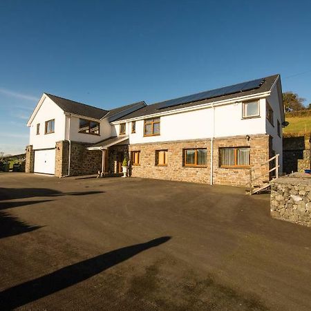 Y Grange Llanfihangel-y-Creuddyn Exterior foto